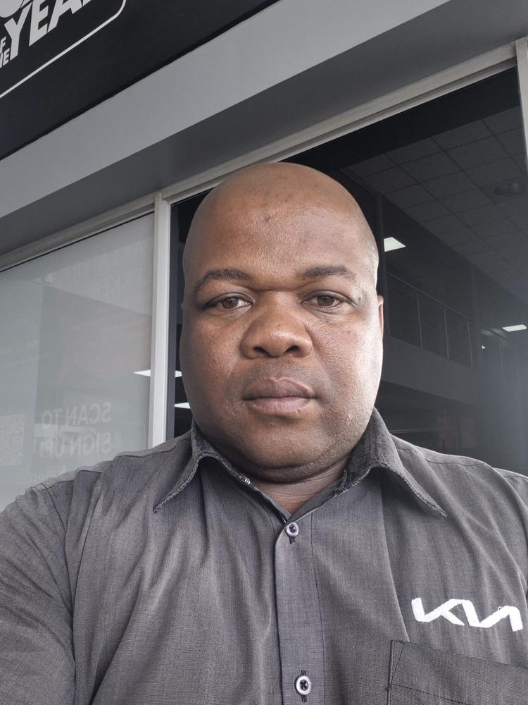 Mosedi Yalo